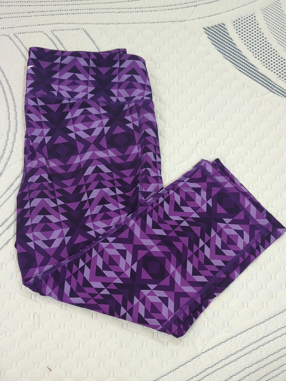 Old Navy Active - Purple Geometric Leggings - Size L